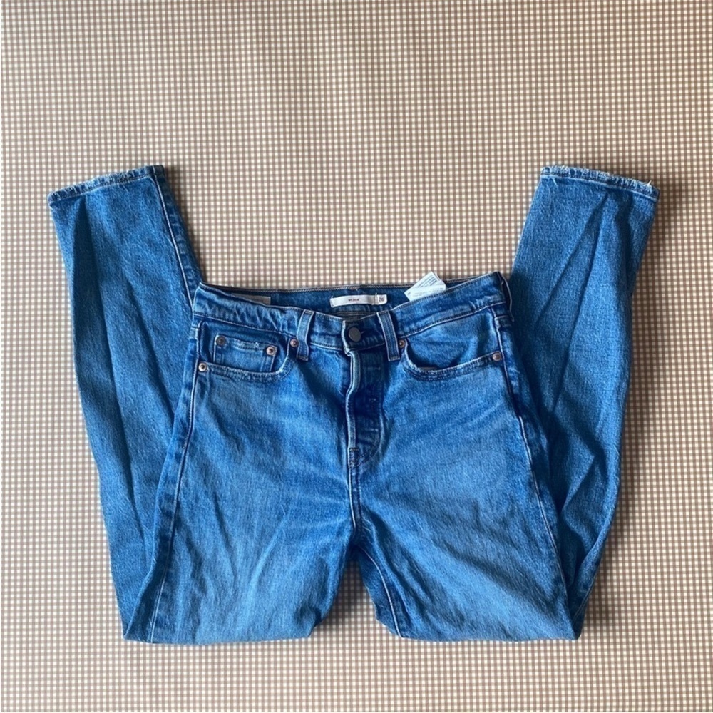 Levi's Wedgie fit Button Fly denim‎ jeans. Size 26 - Picture 13 of 16